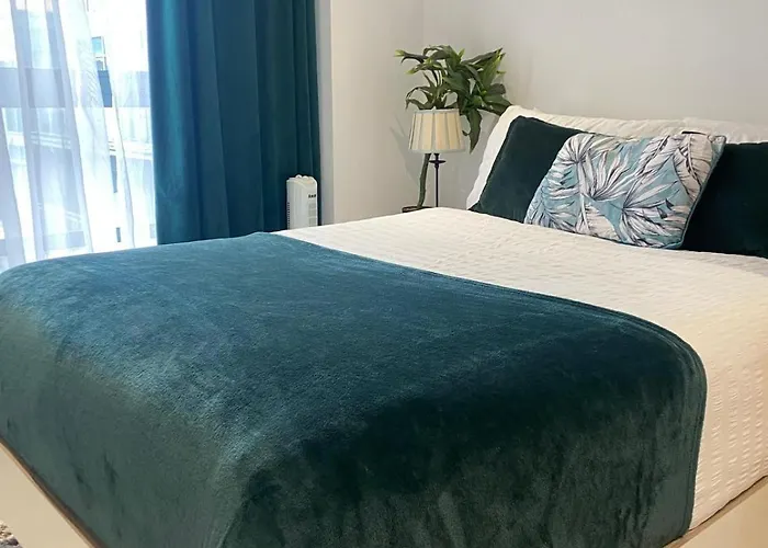 Stylish Apartment In Great City Location, Parking Possible - West One
