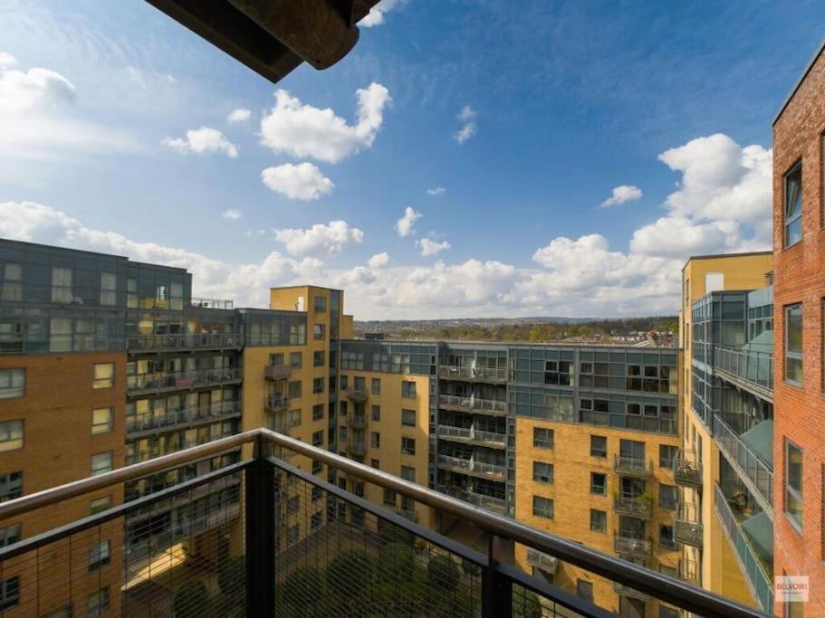 Stylish In Great Location, Parking Possible - West One Apartment Sheffield