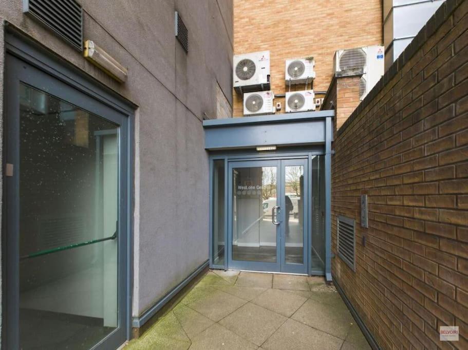 Apartment Stylish In Great Location, Parking Possible - West One